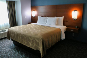 Гостиница Quality Inn & Suites Watertown Fort Drum  Калсиум